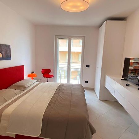 Mare Blu Apartman Ventimiglia Kültér fotó