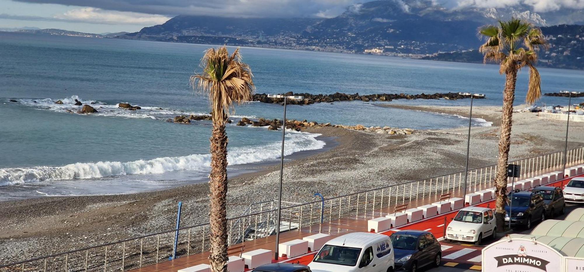 Mare Blu Apartman Ventimiglia Kültér fotó
