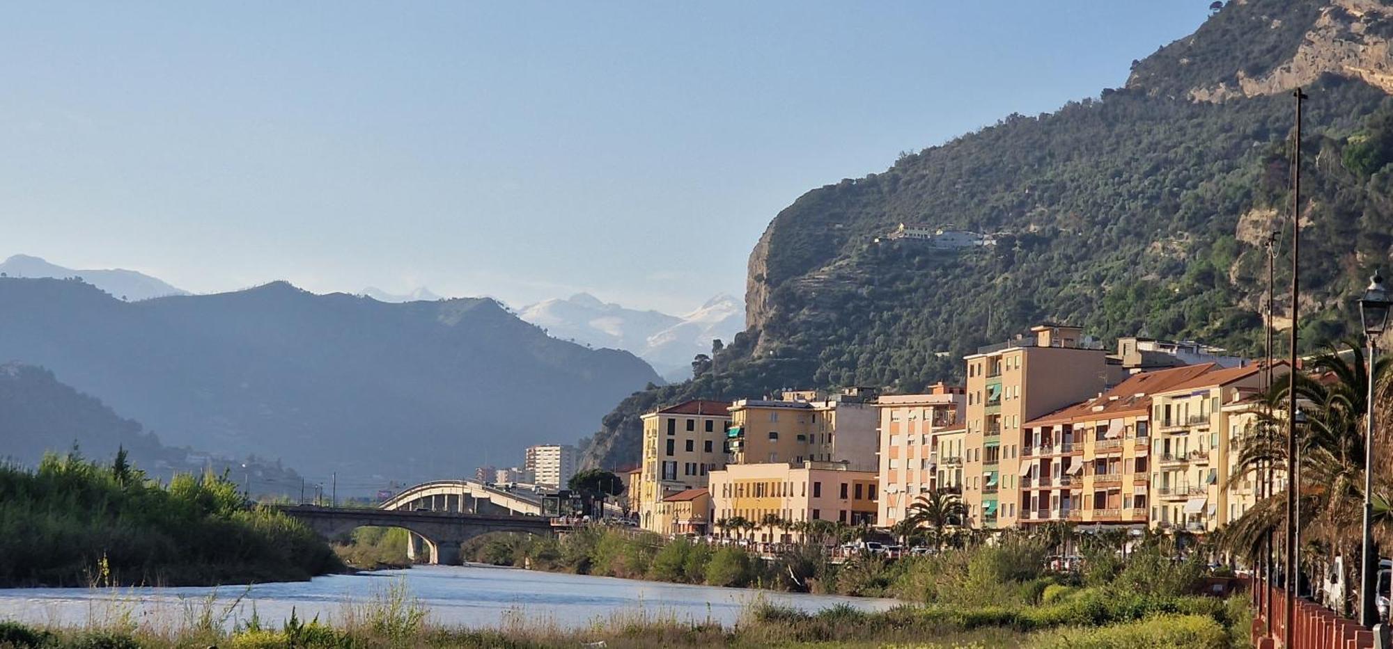 Mare Blu Apartman Ventimiglia Kültér fotó