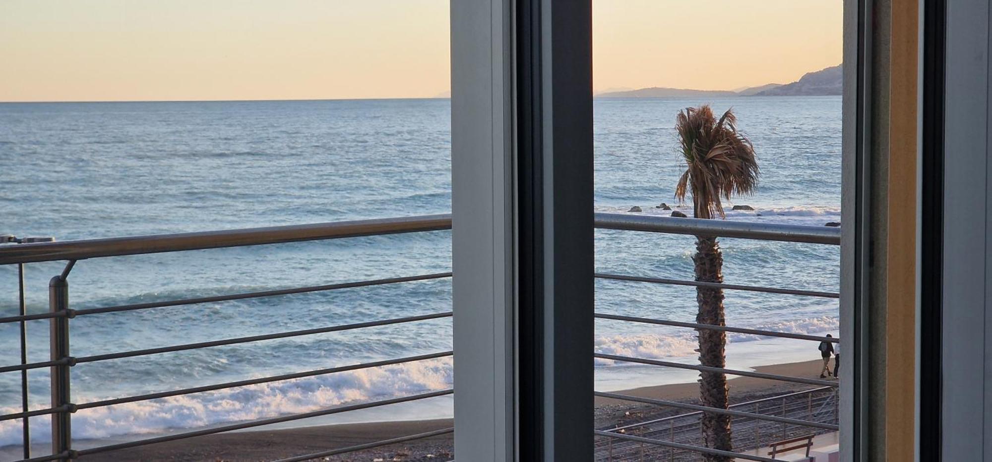 Mare Blu Apartman Ventimiglia Kültér fotó