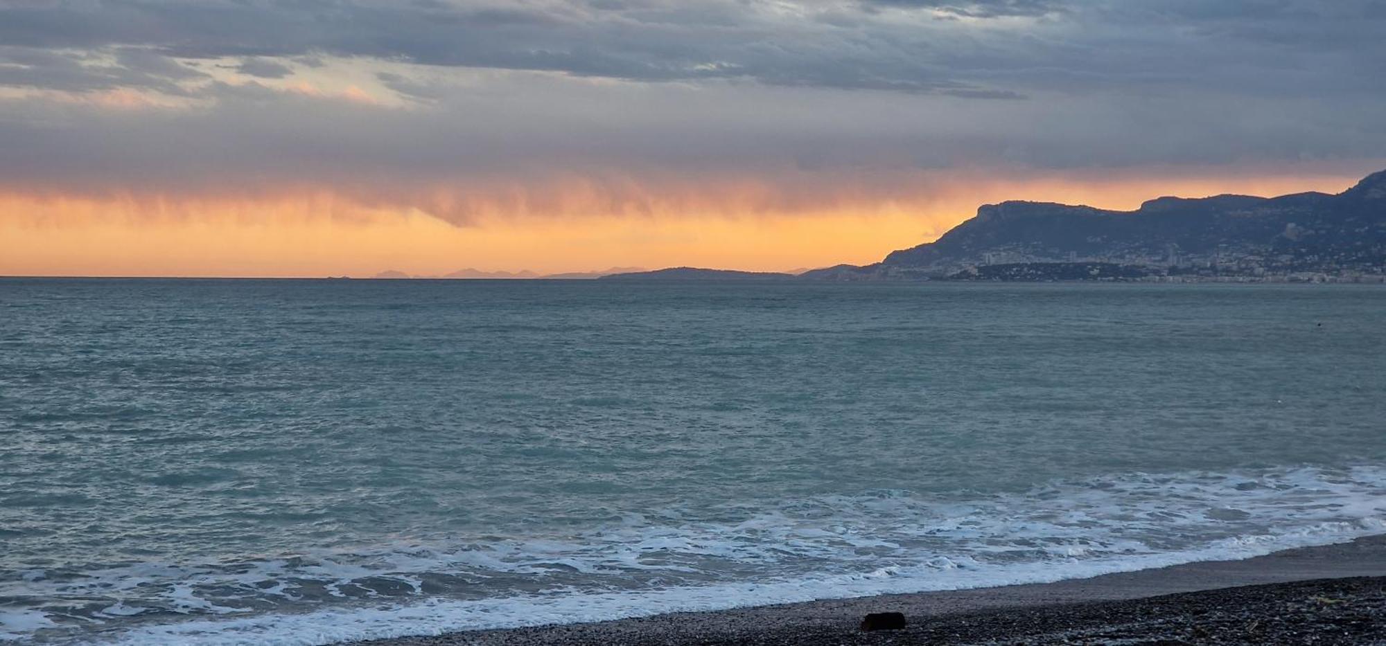 Mare Blu Apartman Ventimiglia Kültér fotó